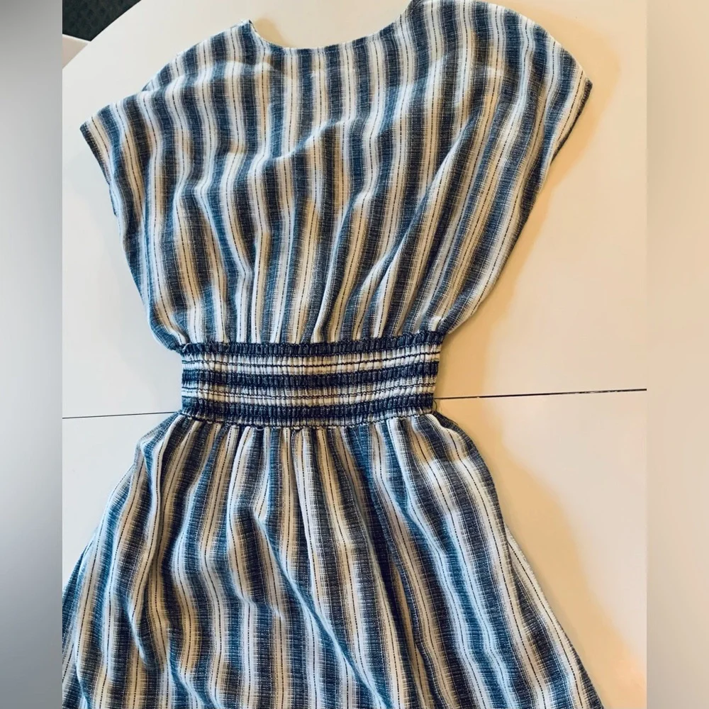 Max Studio Hi-Low Linen Dress - Picture 4 of 12